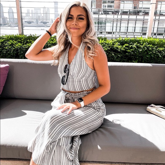 Meet your Posher, Lola - Picture 1 of 1